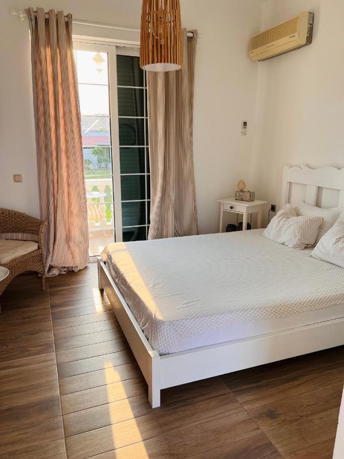 Villa Rizia 科林比亚 外观 照片